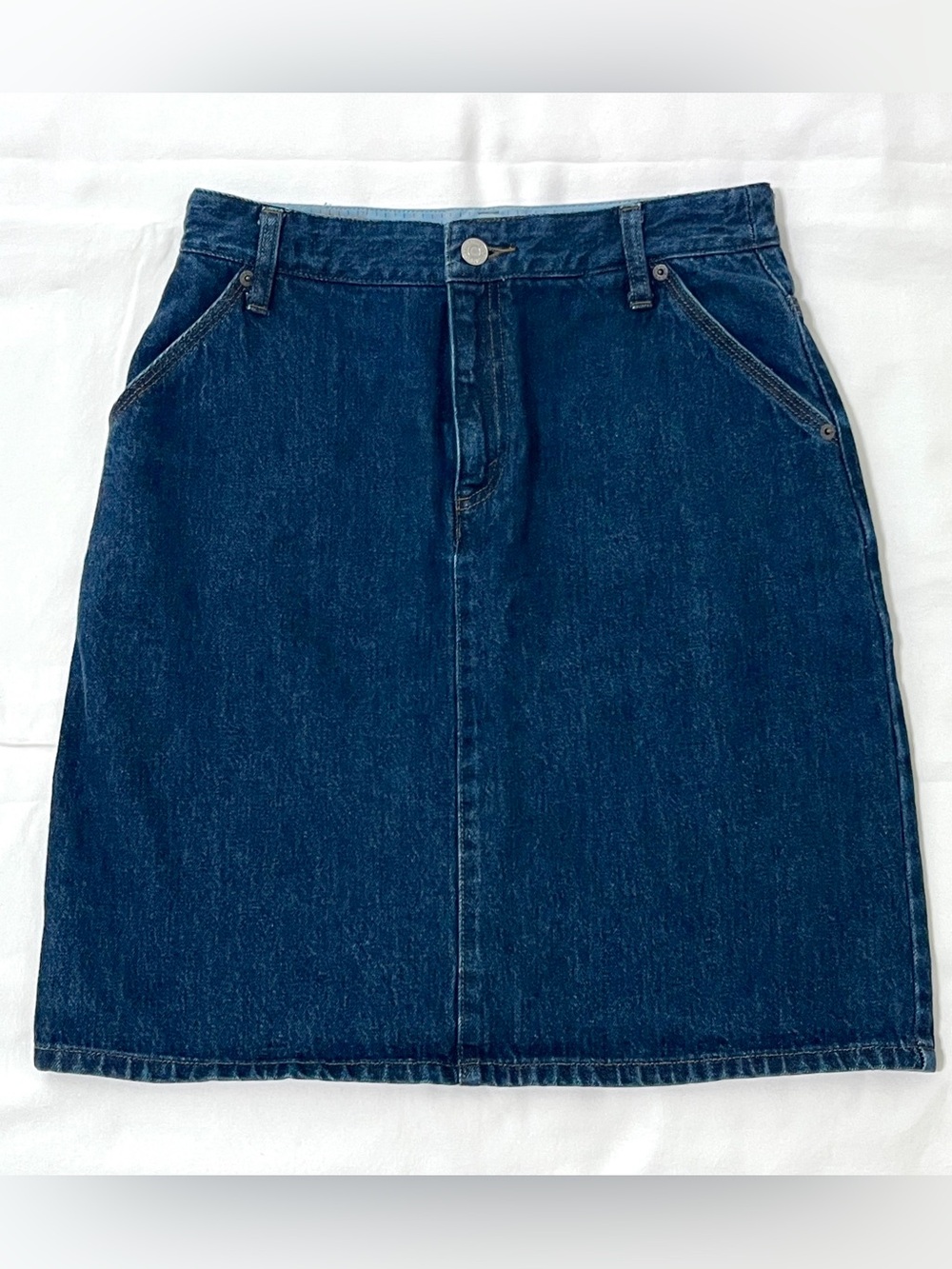 RARE VINTAGE LEVI’S HIGH-WAISTED UTILITY DENIM SKIRT - Picture 2 of 4